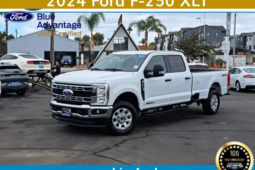 2024 Ford F-250 photo 1