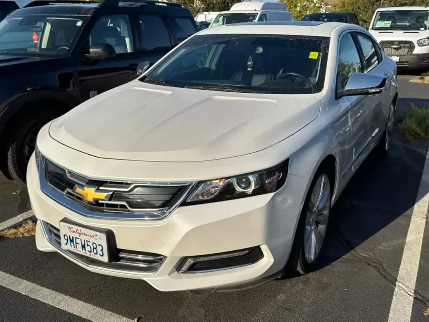 2016 Chevrolet Impala LTZ photo 1