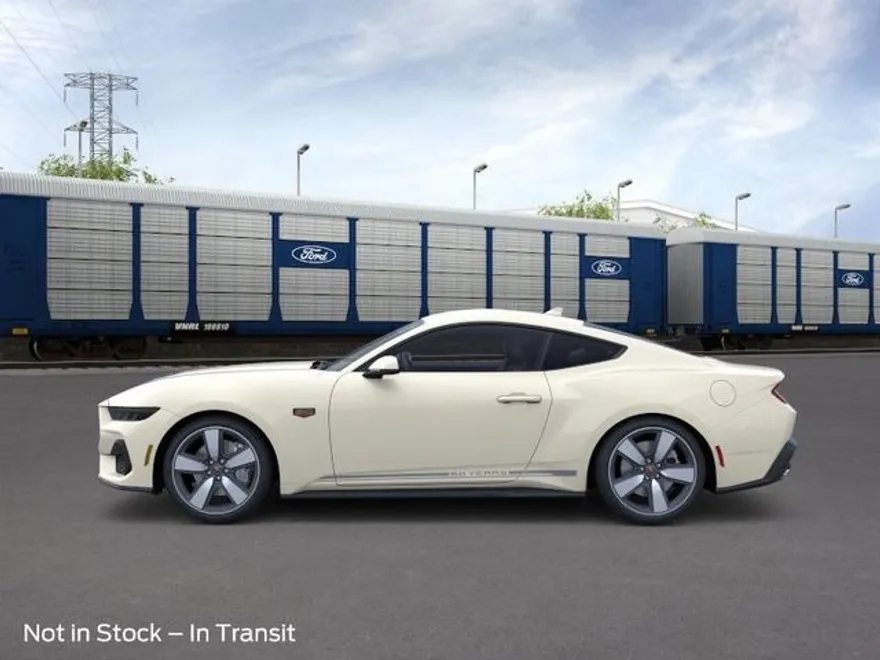 2025 Ford Mustang GT Premium photo 1