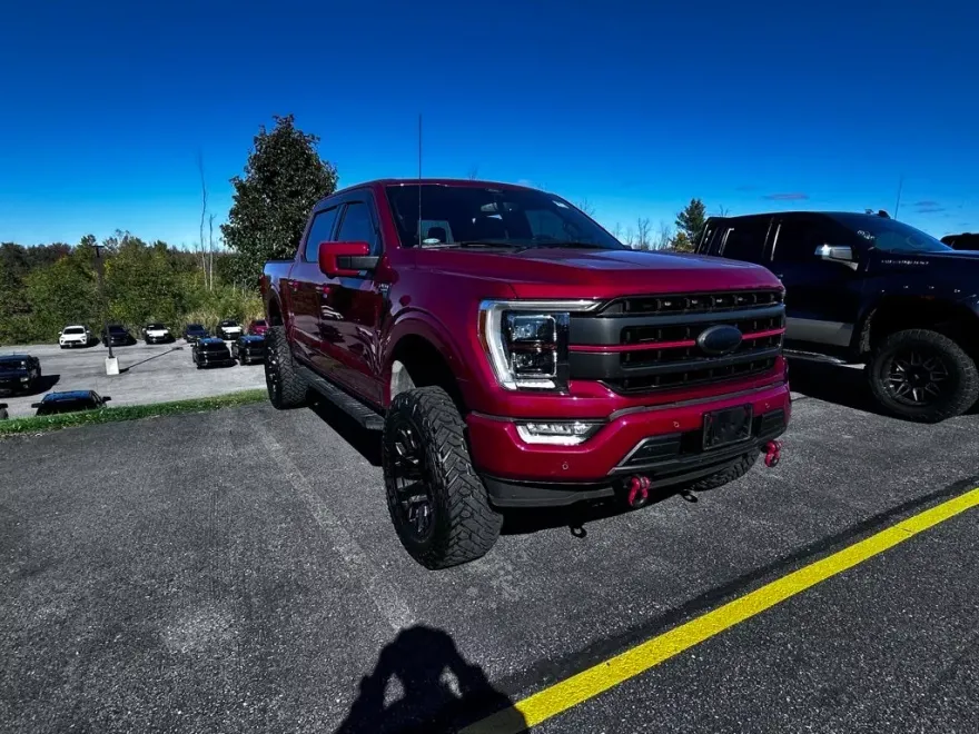 2022 Ford F-150 Lariat photo 1