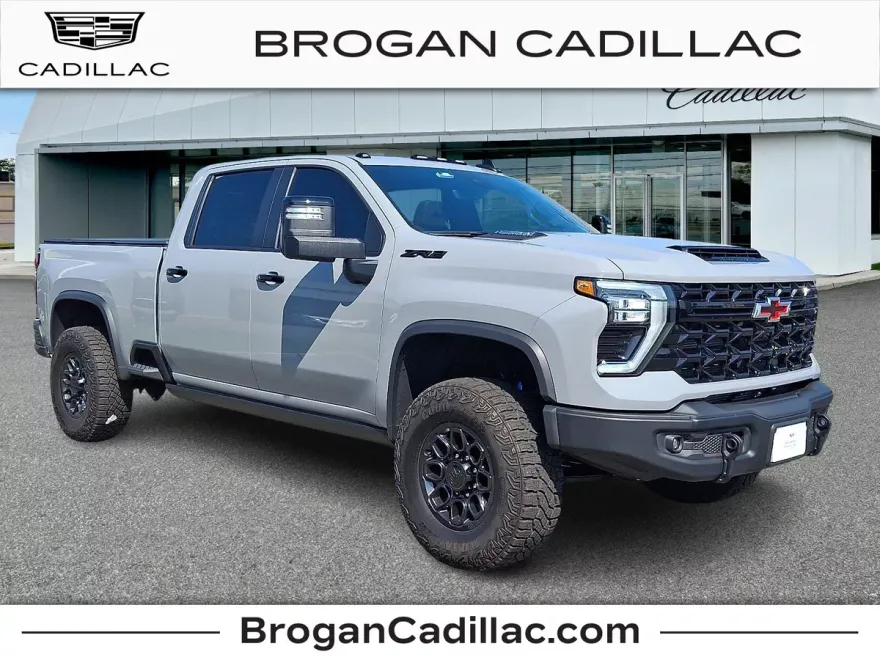 2024 Chevrolet Silverado 2500HD ZR2 photo 1