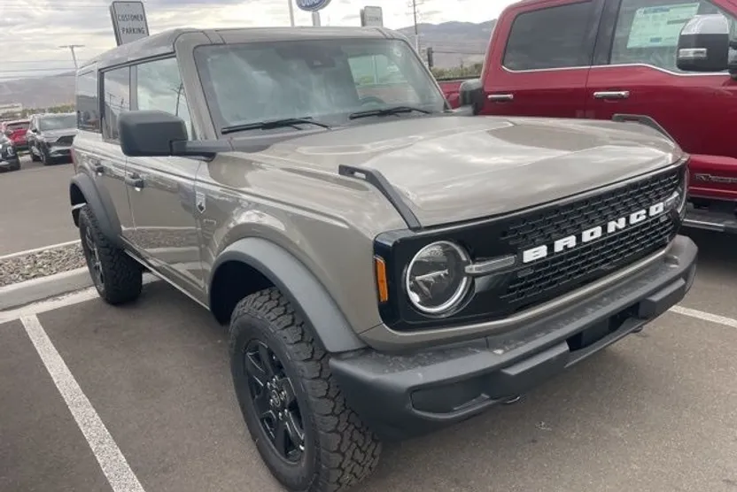2025 Ford Bronco Big Bend photo 1