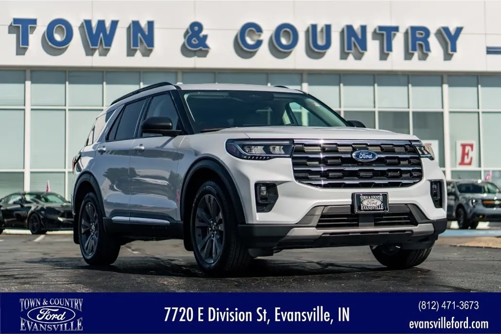2025 Ford Explorer photo 1