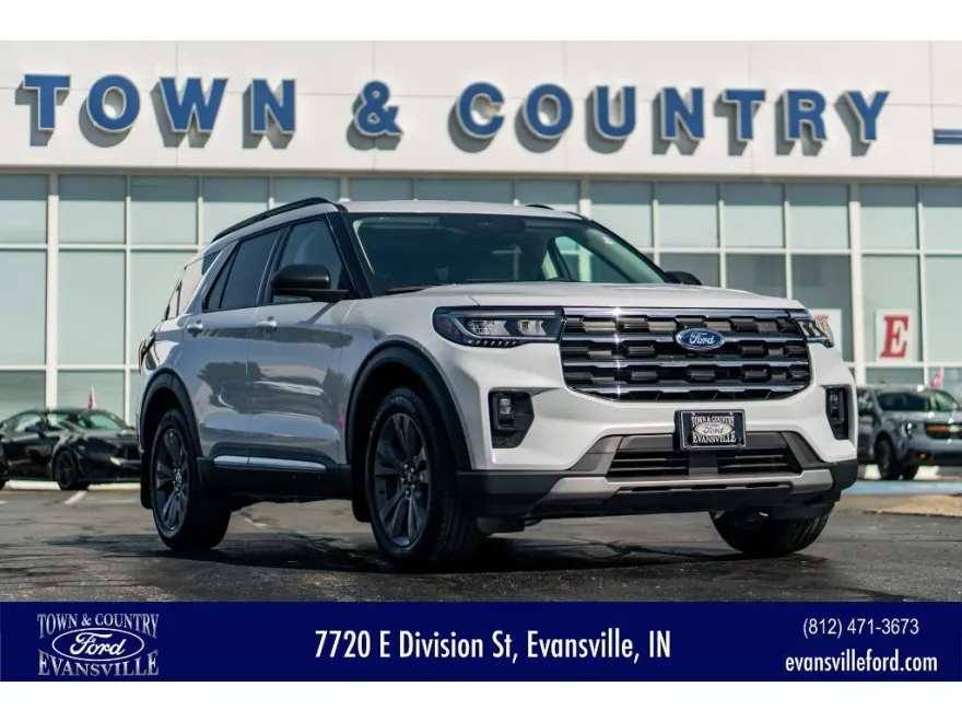 2025 Ford Explorer photo 1
