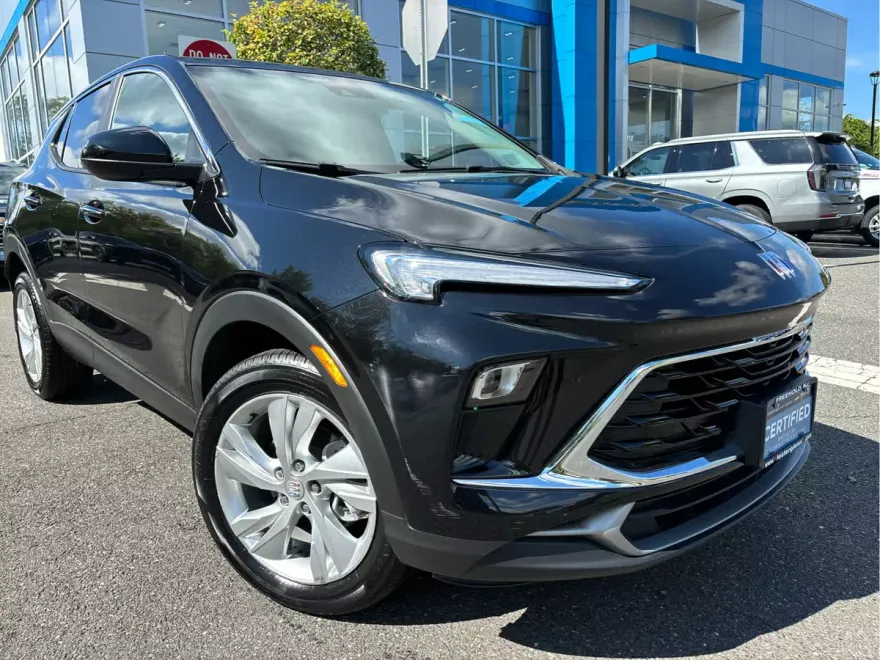 2024 Buick Encore GX Preferred photo 1