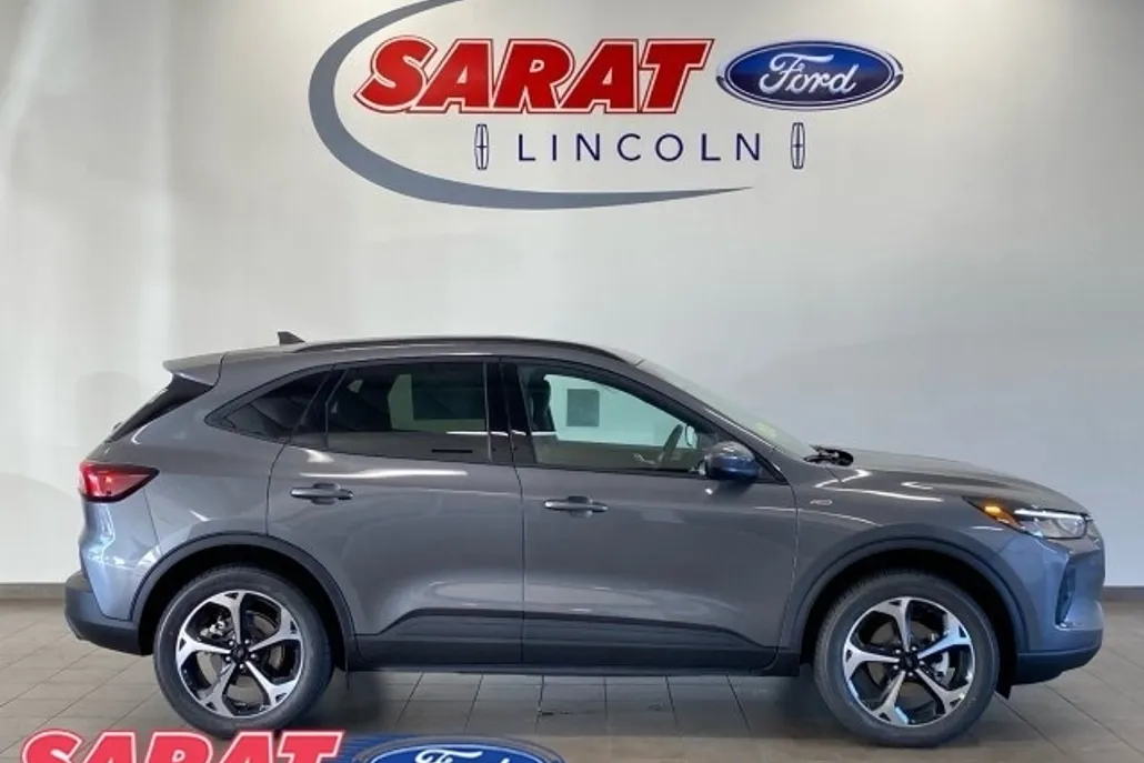 2025 Ford Escape ST-Line Select photo 1