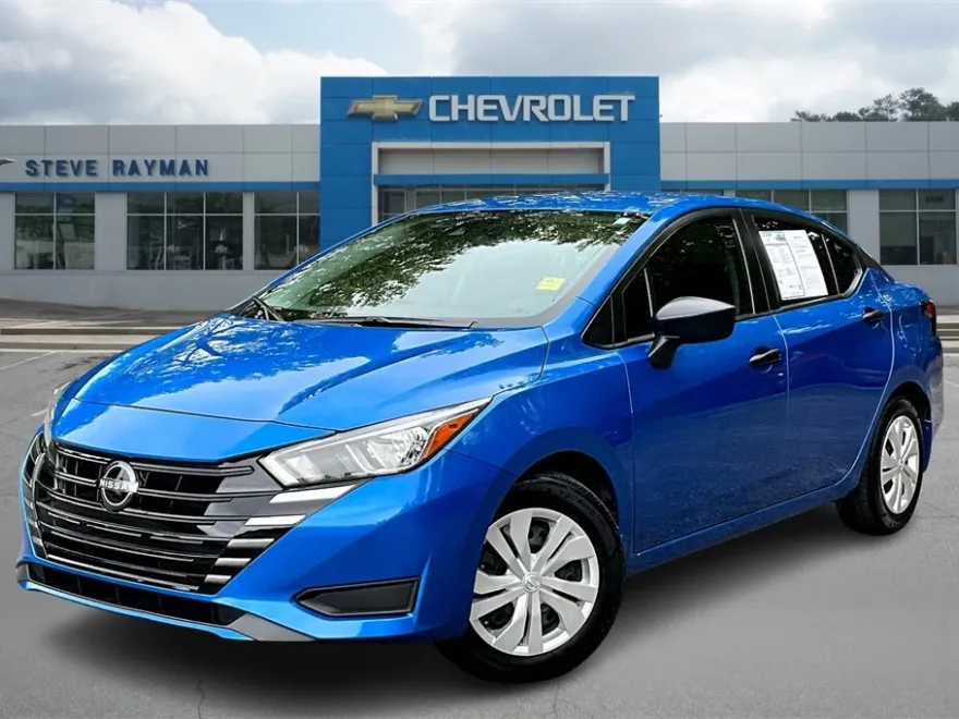 2024 Nissan Versa 1.6 S photo 1