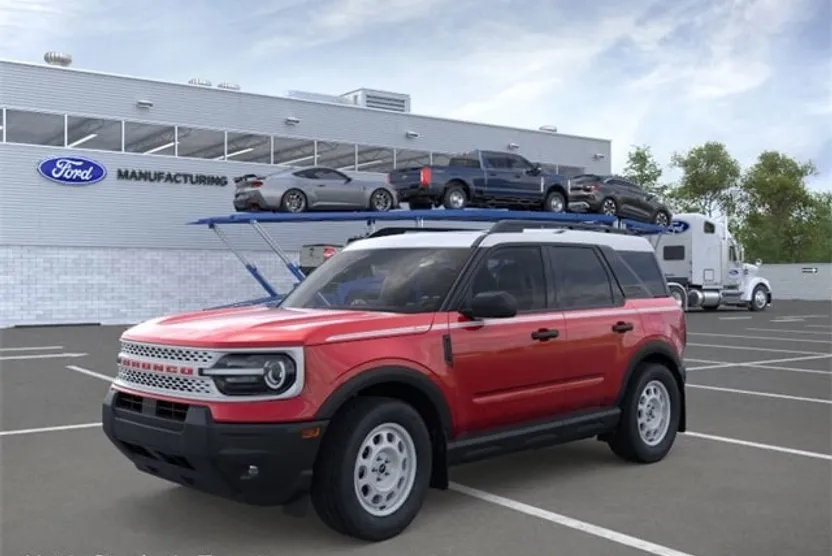 2025 Ford Bronco Sport Heritage photo 1
