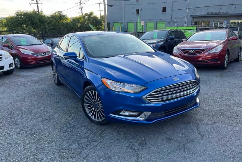 2018 Ford Fusion Hybrid Titanium photo 1