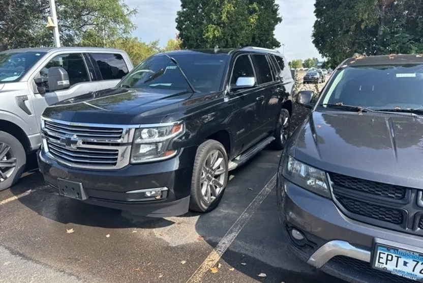 2015 Chevrolet Tahoe LTZ photo 1