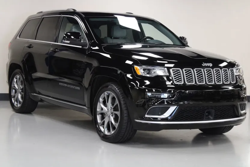 2020 Jeep Grand Cherokee Summit photo 1