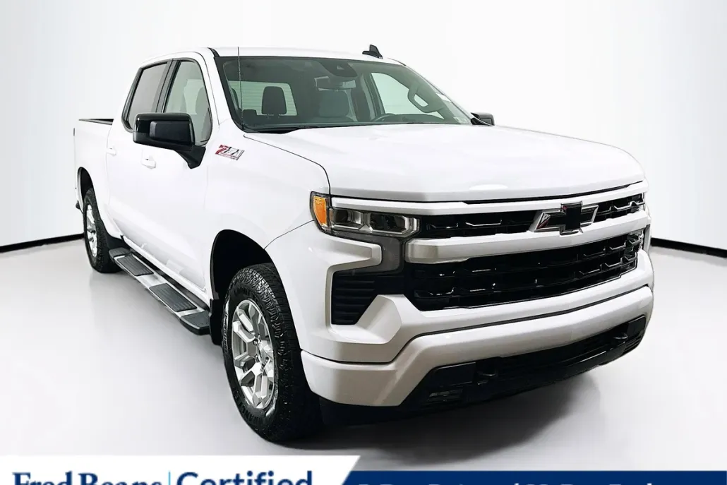 2023 Chevrolet Silverado 1500 RST photo 1