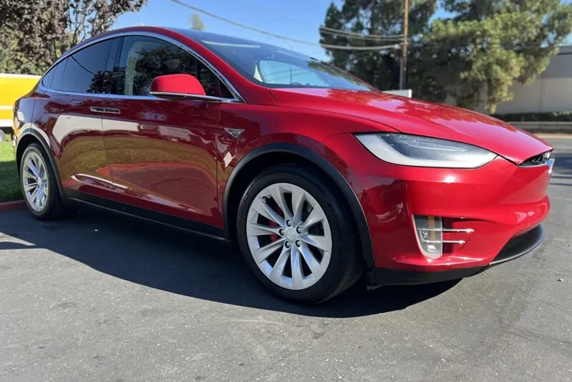2016 Tesla Model X P90D photo 1