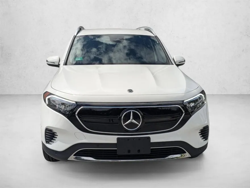 2023 Mercedes Benz EQB 300 4MATIC photo 1