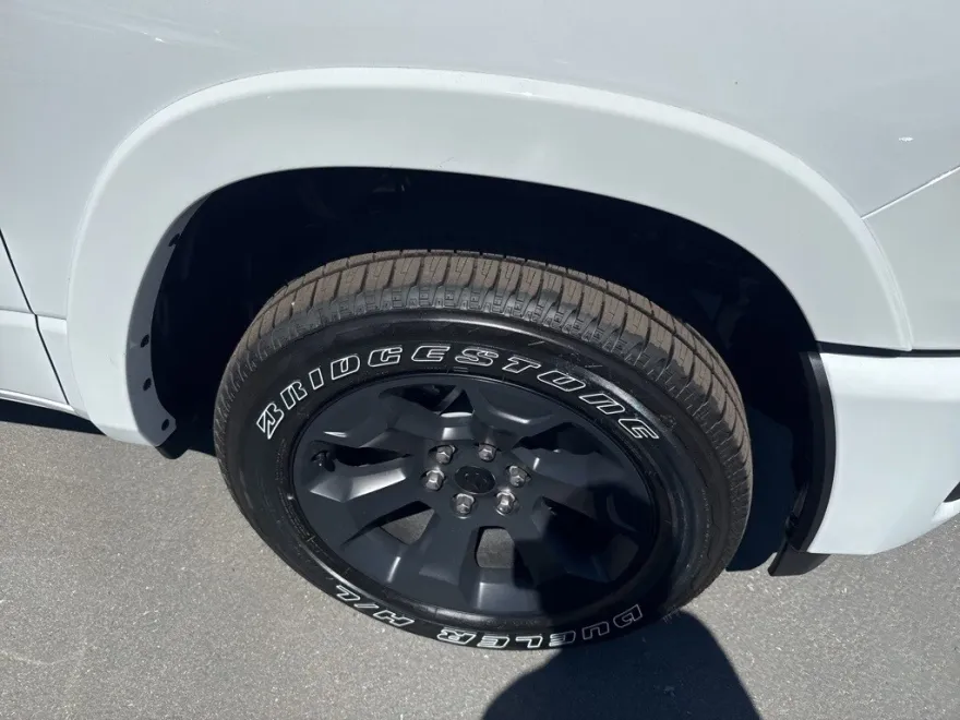 2025 Ram 1500 Big Horn photo 1