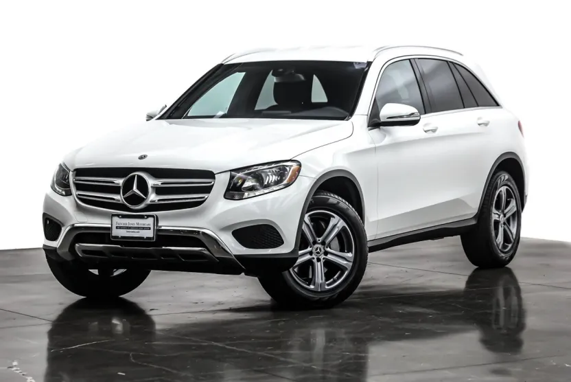 2019 Mercedes Benz GLC 300 photo 1