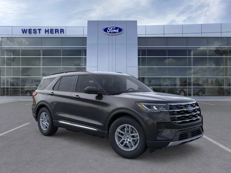 2025 Ford Explorer photo 1