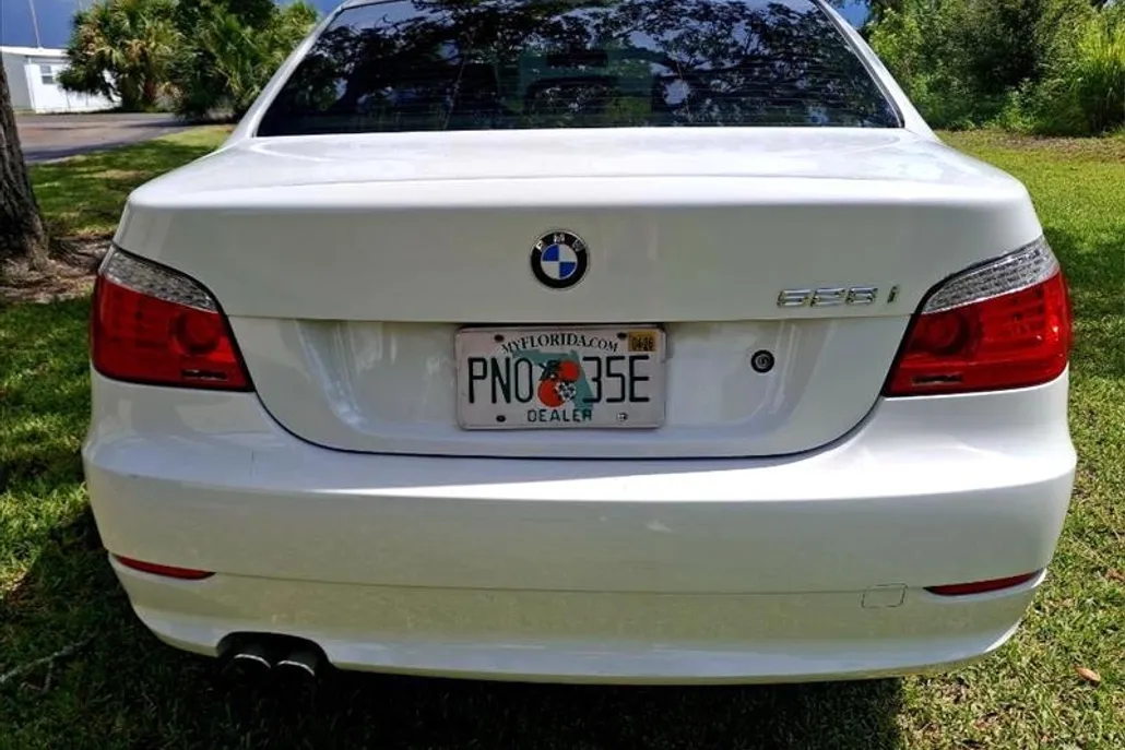 2008 Bmw 528i 5-series photo 1
