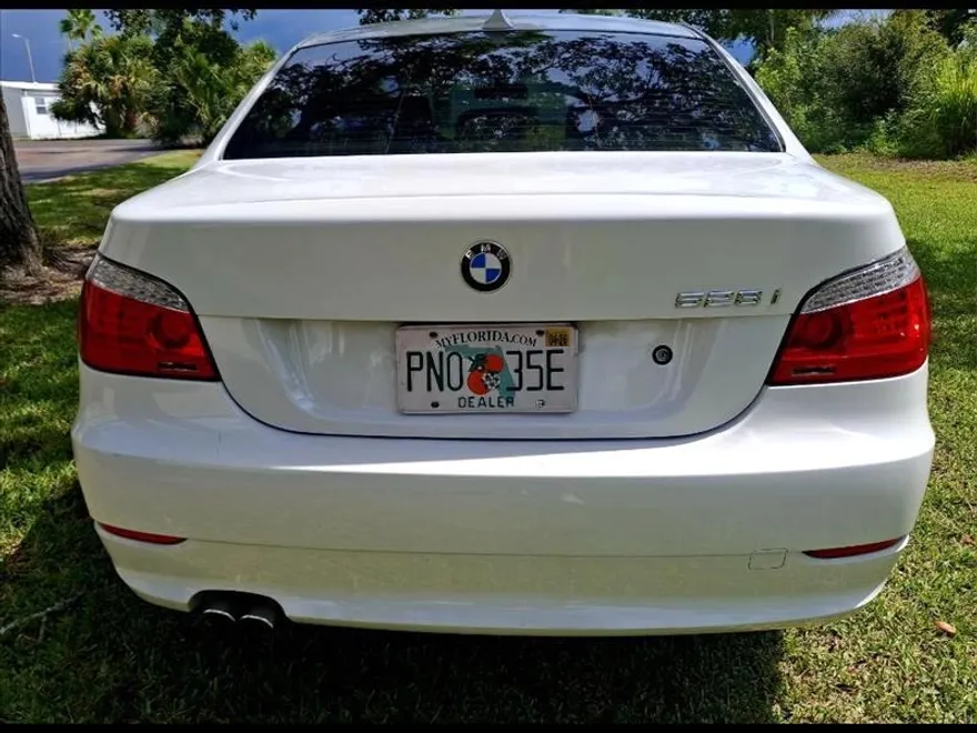 2008 Bmw 528i 5-series photo 1