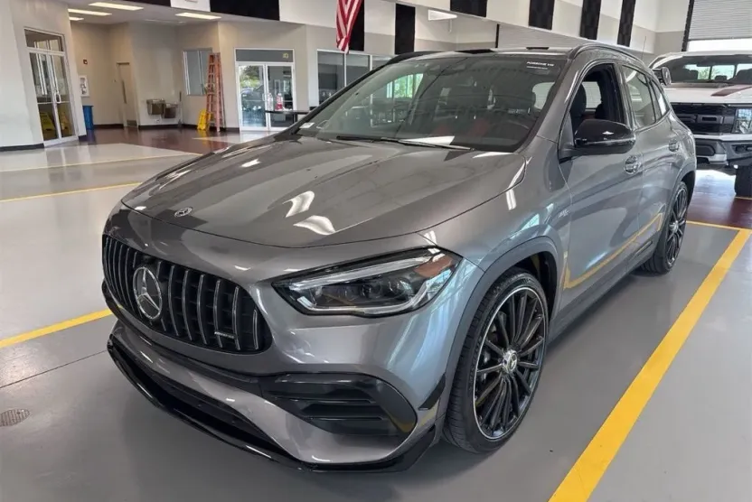 2021 Mercedes Benz GLA 45 AMG photo 1