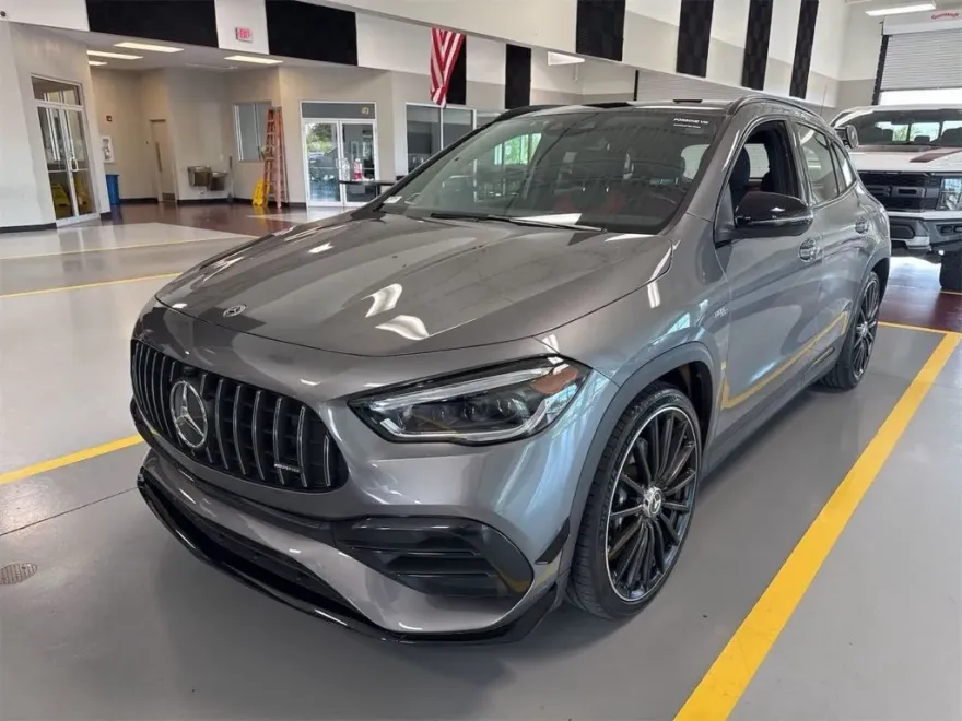2021 Mercedes Benz GLA 45 AMG photo 1