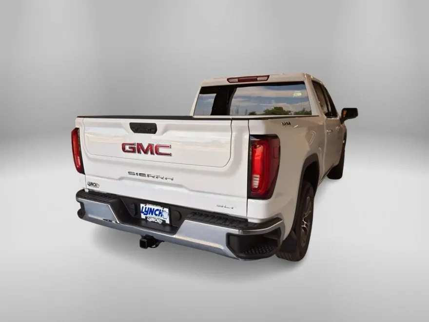 2026 Gmc Sierra 1500 SLT photo 1