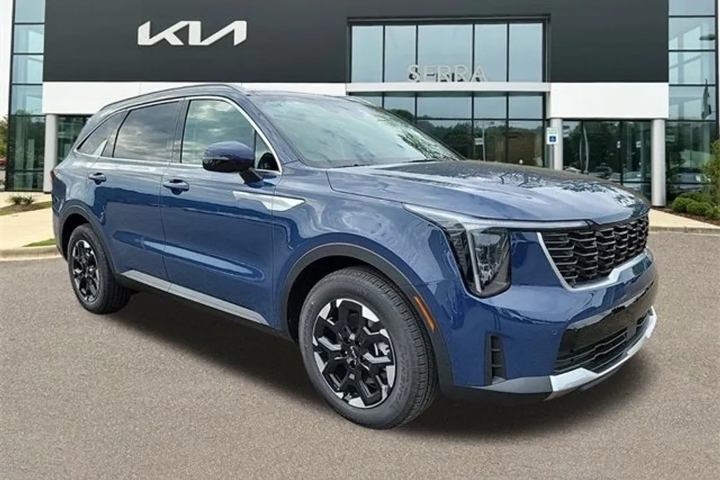 2025 Kia Sorento S photo 1