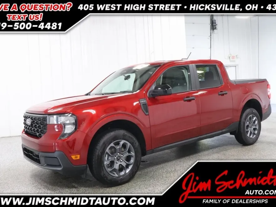 2025 Ford Maverick XLT photo 1