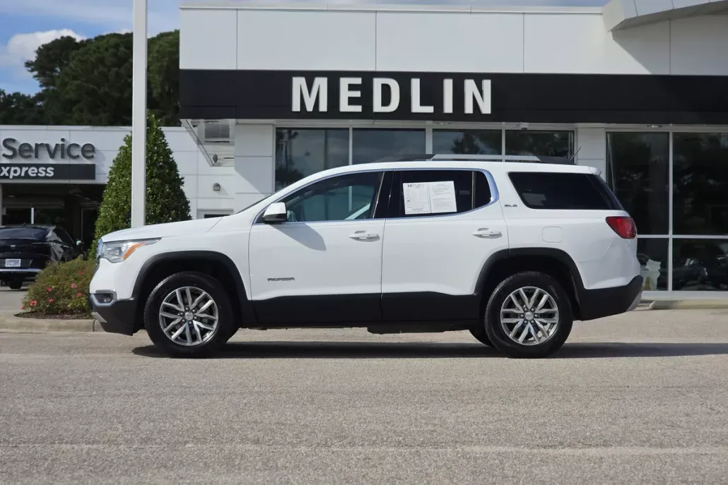 2019 Gmc Acadia SLE photo 1