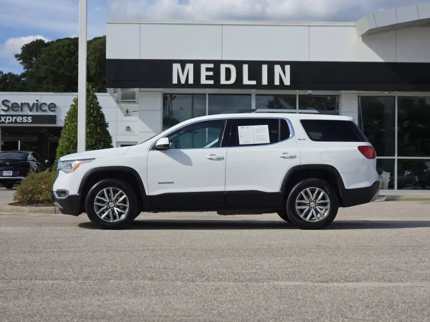 2019 Gmc Acadia SLE photo 1