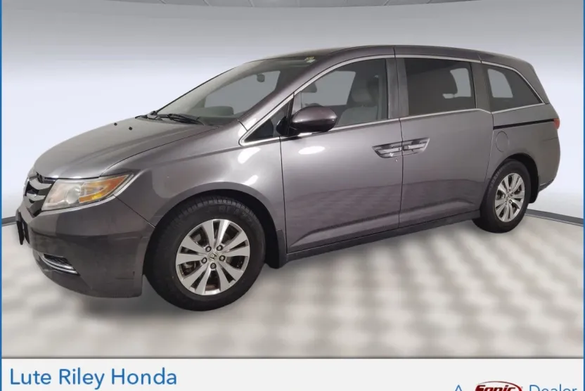 2015 Honda Odyssey EX photo 1