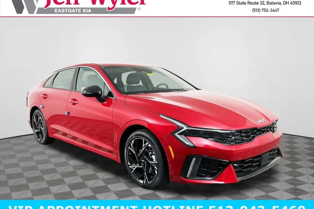 2025 Kia K5 GT-Line photo 1