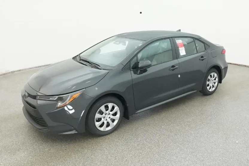 2026 Toyota Corolla LE photo 1