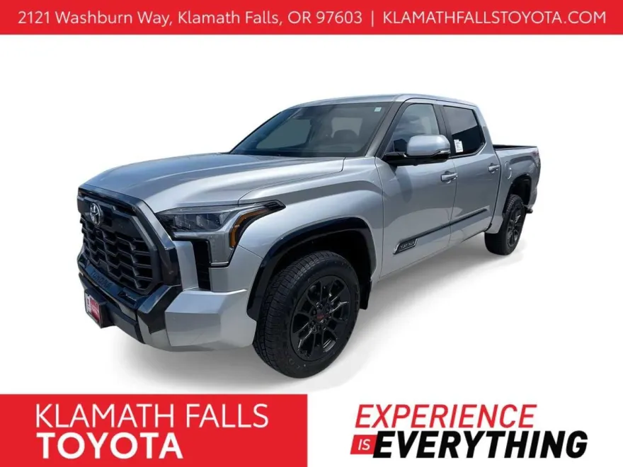 2025 Toyota Tundra Platinum photo 1