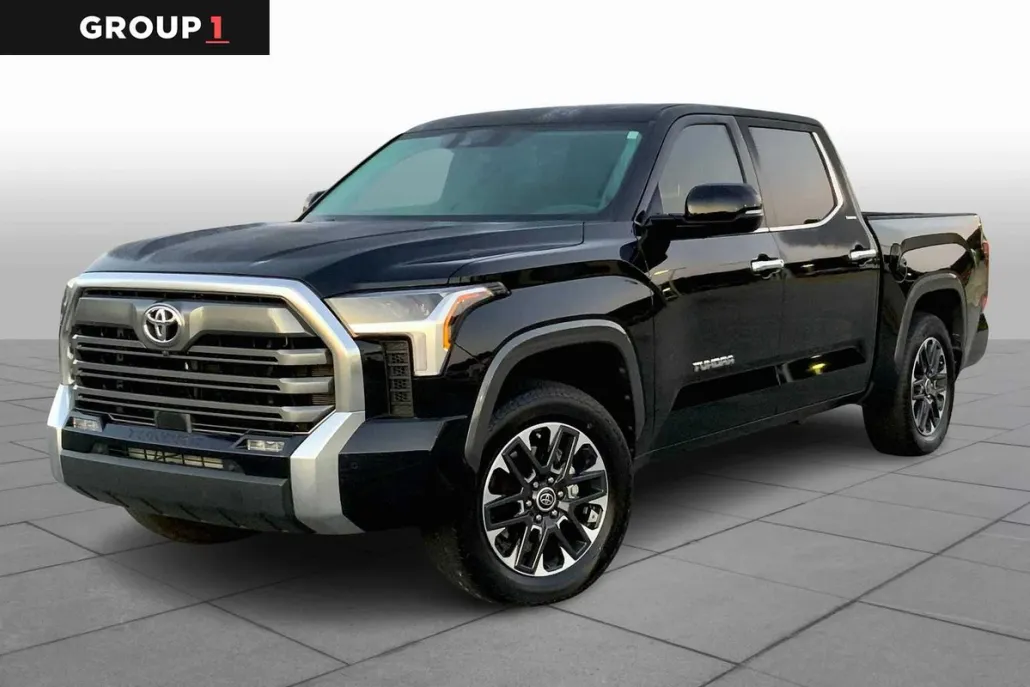 2023 Toyota Tundra Limited photo 1