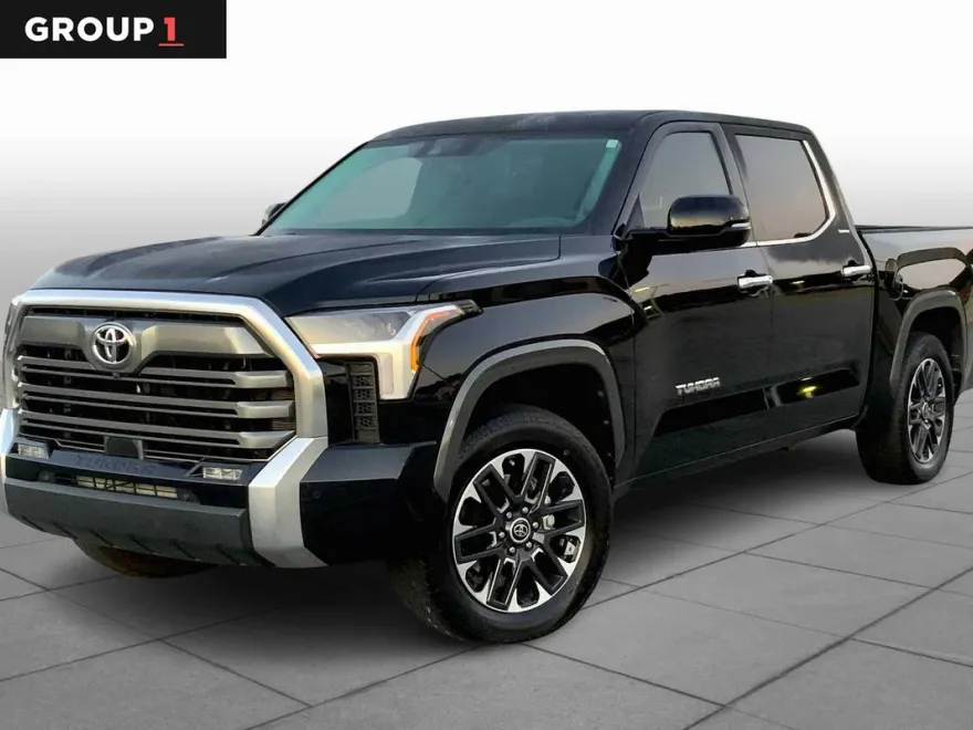2023 Toyota Tundra Limited photo 1