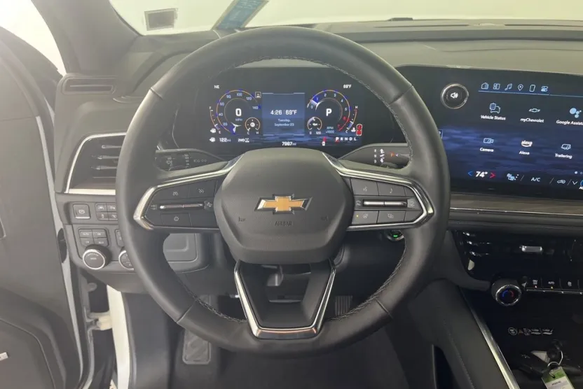 2025 Chevrolet Tahoe LT photo 1