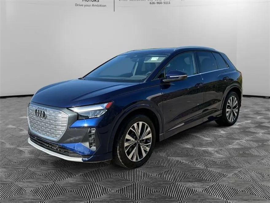2023 Audi Q4 40 E-tron Premium Plus photo 1