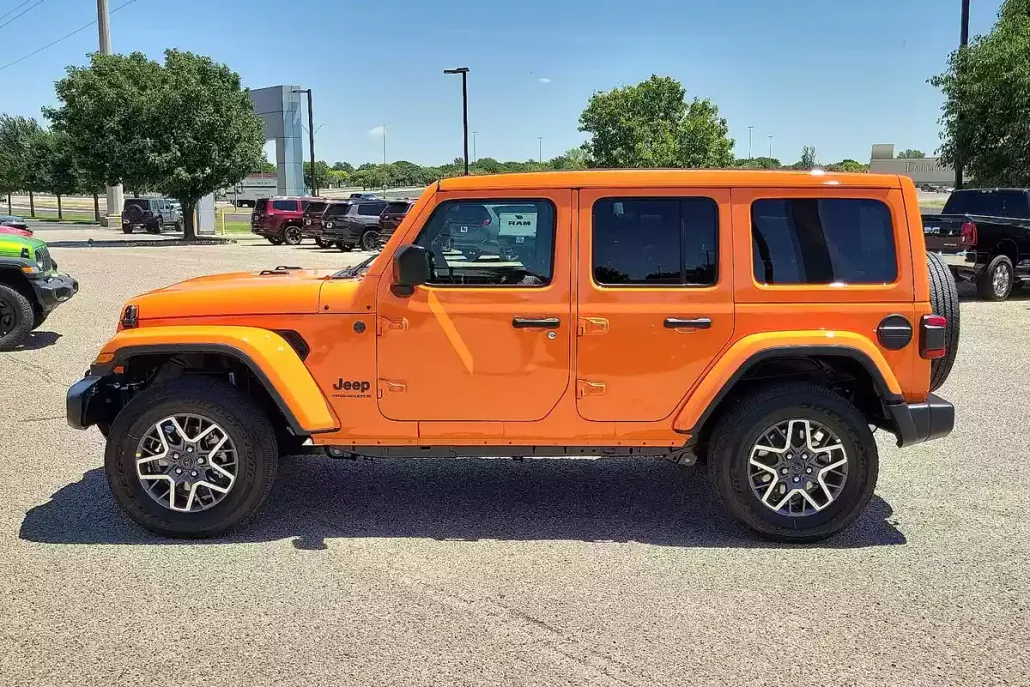 2025 Jeep Wrangler Sahara photo 1
