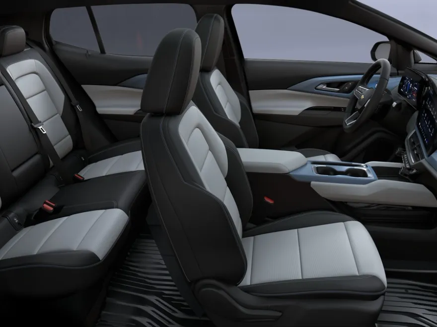2026 Chevrolet Equinox EV 1LT photo 1