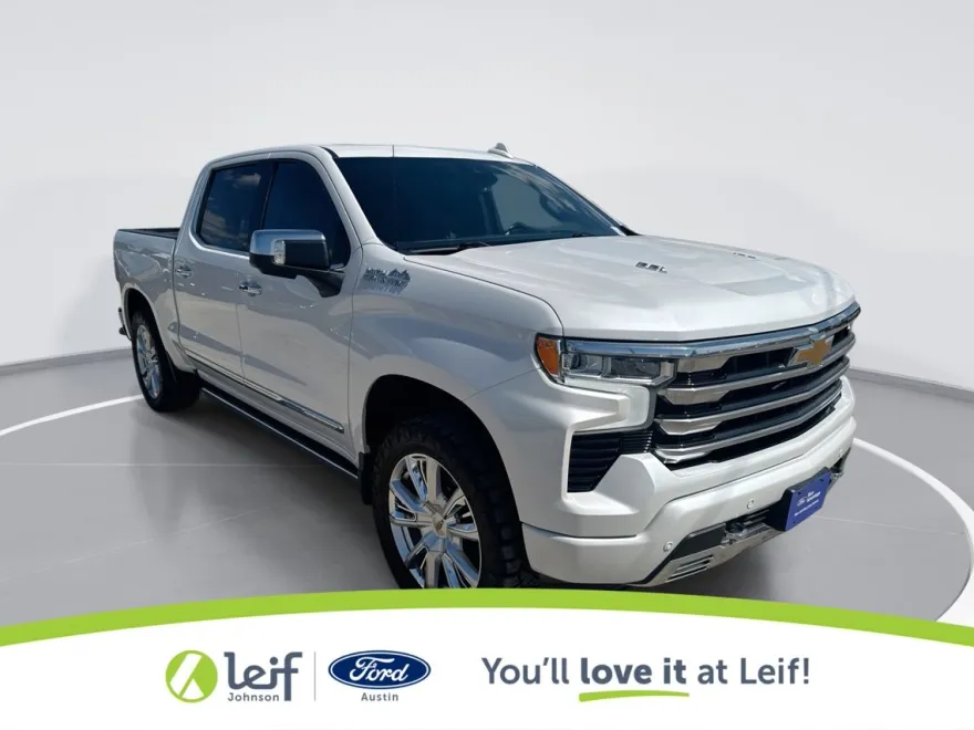 2023 Chevrolet Silverado 1500 High Country photo 1