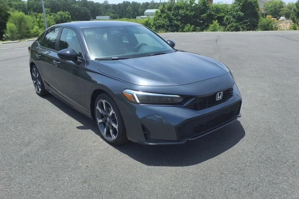 2025 Honda Civic Hybrid Sport Touring photo 1