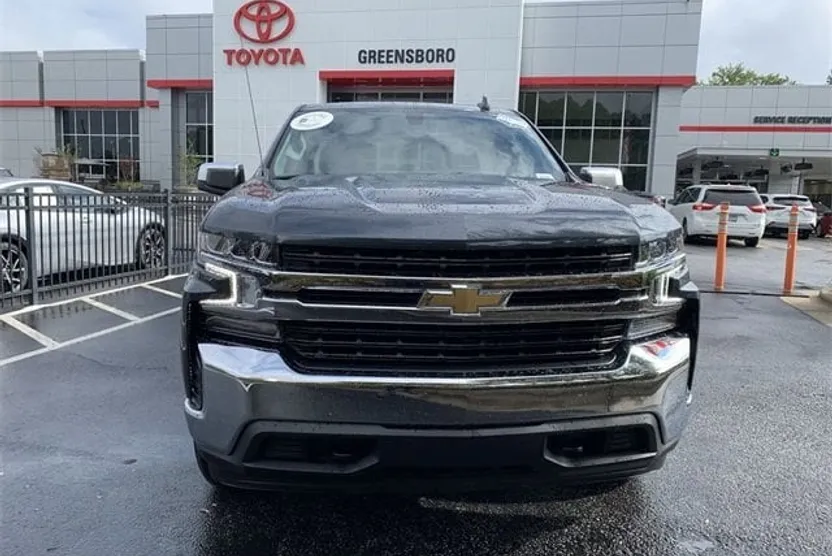 2022 Chevrolet Silverado 1500 LT photo 1