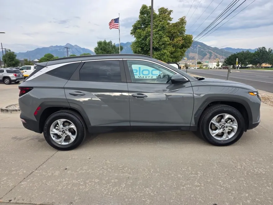 2024 Hyundai Tucson SEL photo 1