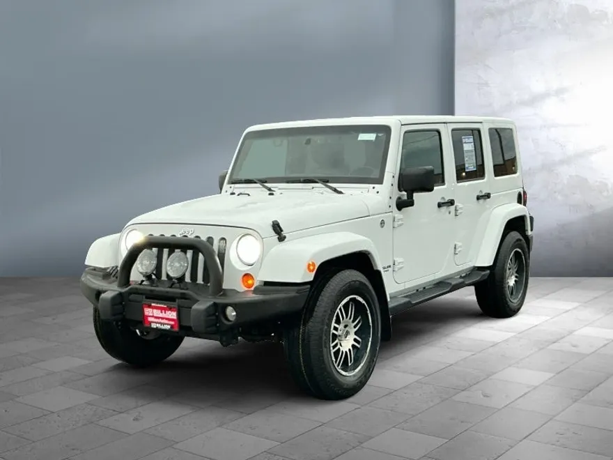 2013 Jeep Wrangler Unlimited Sahara photo 1