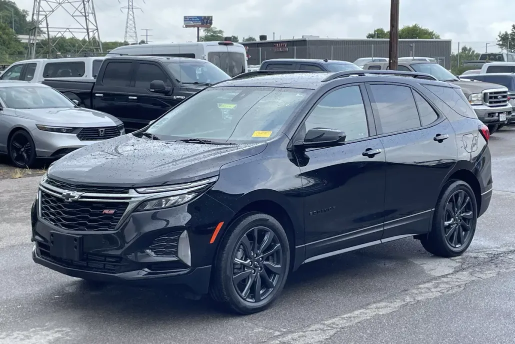2023 Chevrolet Equinox RS photo 1