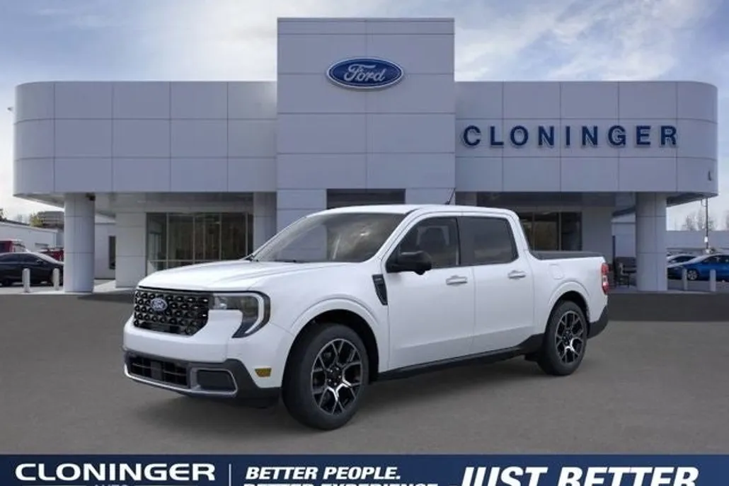 2025 Ford Maverick Lariat photo 1