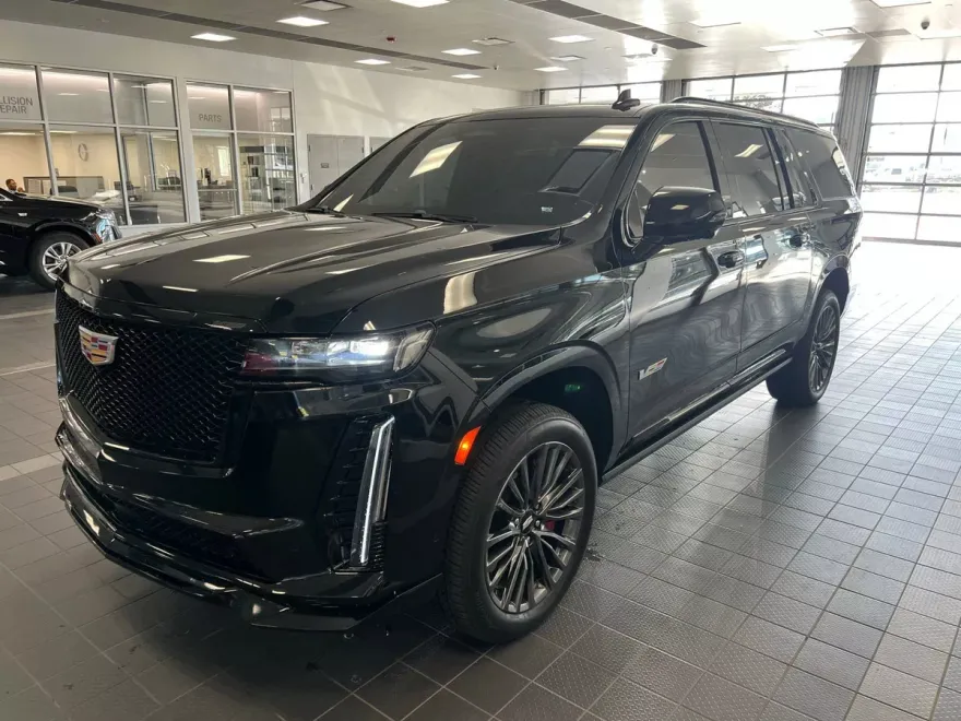2024 Cadillac Escalade ESV V-Series photo 1