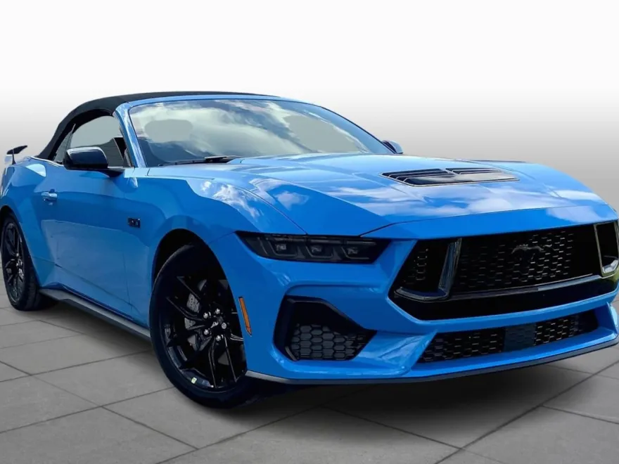 2024 Ford Mustang GT Premium Convertible photo 1
