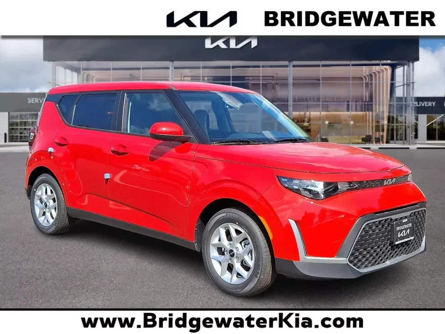 2025 Kia Soul S photo 1